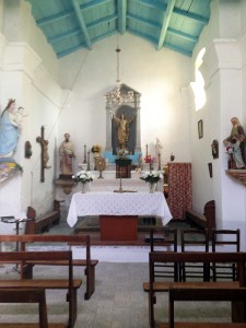 Dans l'église de Muna