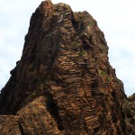 Des rochers en forme d'escalier à Scandola