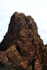 Des rochers en forme d'escalier à Scandola