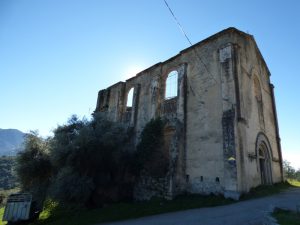 L'église ruinée de Zigliara