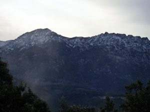 Les montagnes au dessus de Carbuccia étaient enneigées lors de ma balade